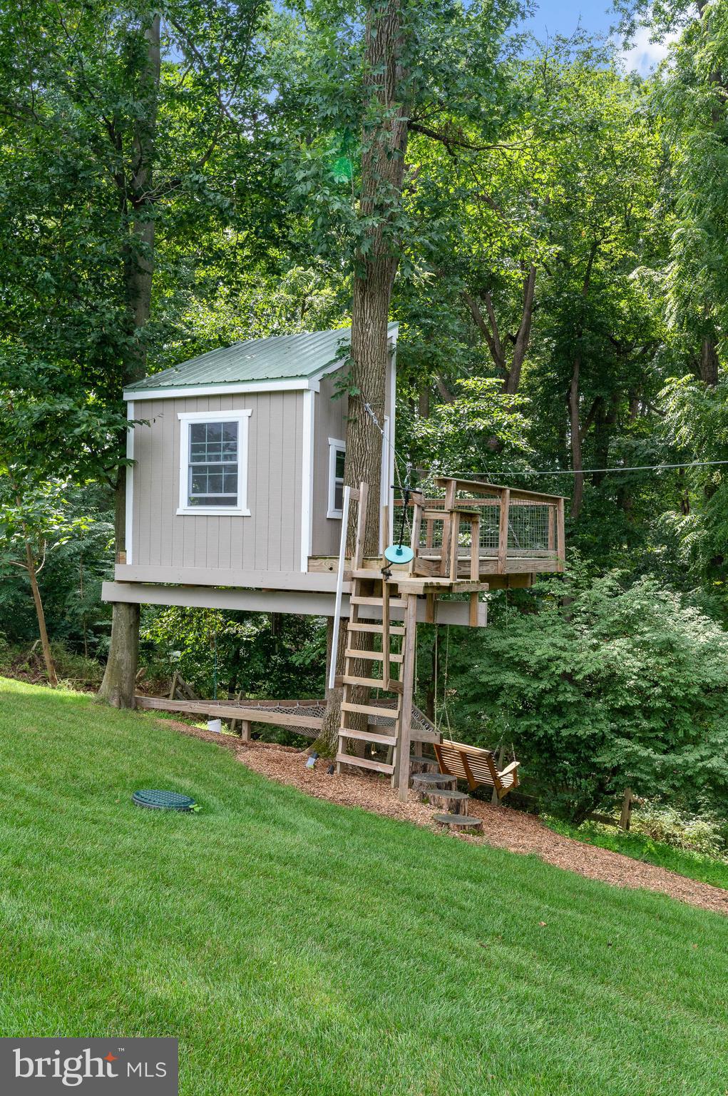 3912 Lewis Run Road Newtown Square, PA 19073 - Photo 45 of 52 Awesome Tree house