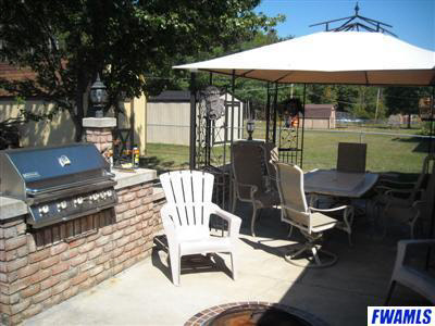 1105 Springbrook Road Fort Wayne, IN 46825 - Photo 3 of 28 Gallery Image 3