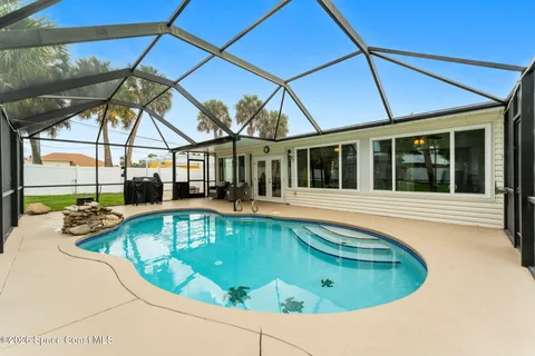 $469,900 | 498 Chamberlin Avenue Northwest, Palm Bay, FL 32907