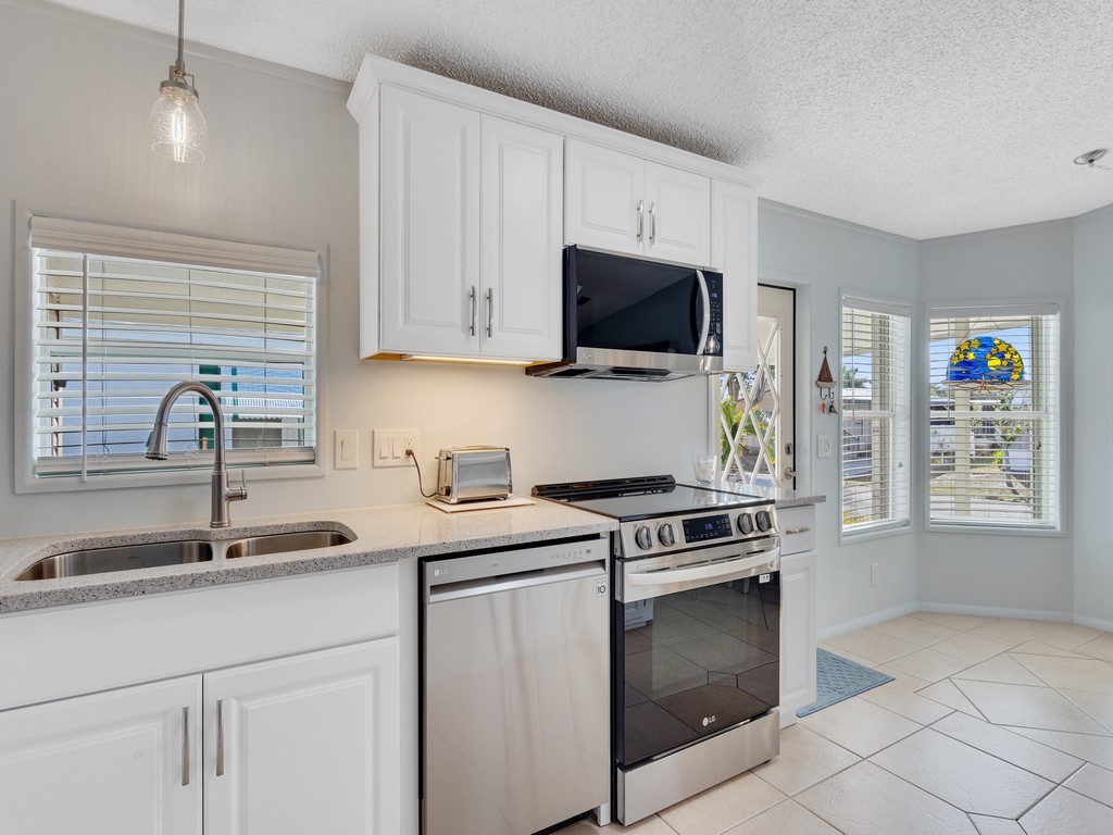 7629 Chasta Road Micco, FL 32976 - Photo 15 of 31