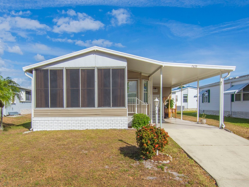 7629 Chasta Road Micco, FL 32976 - Photo 2 of 31