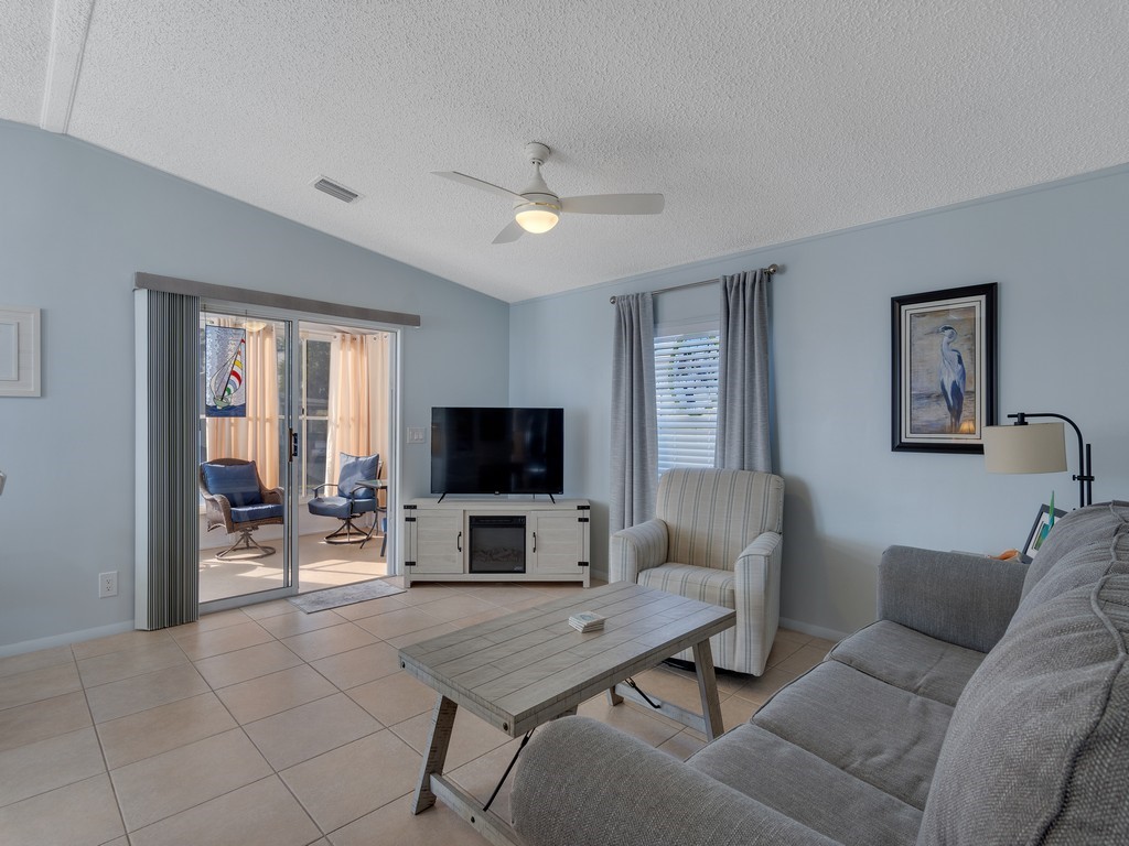 7629 Chasta Road Micco, FL 32976 - Photo 8 of 31