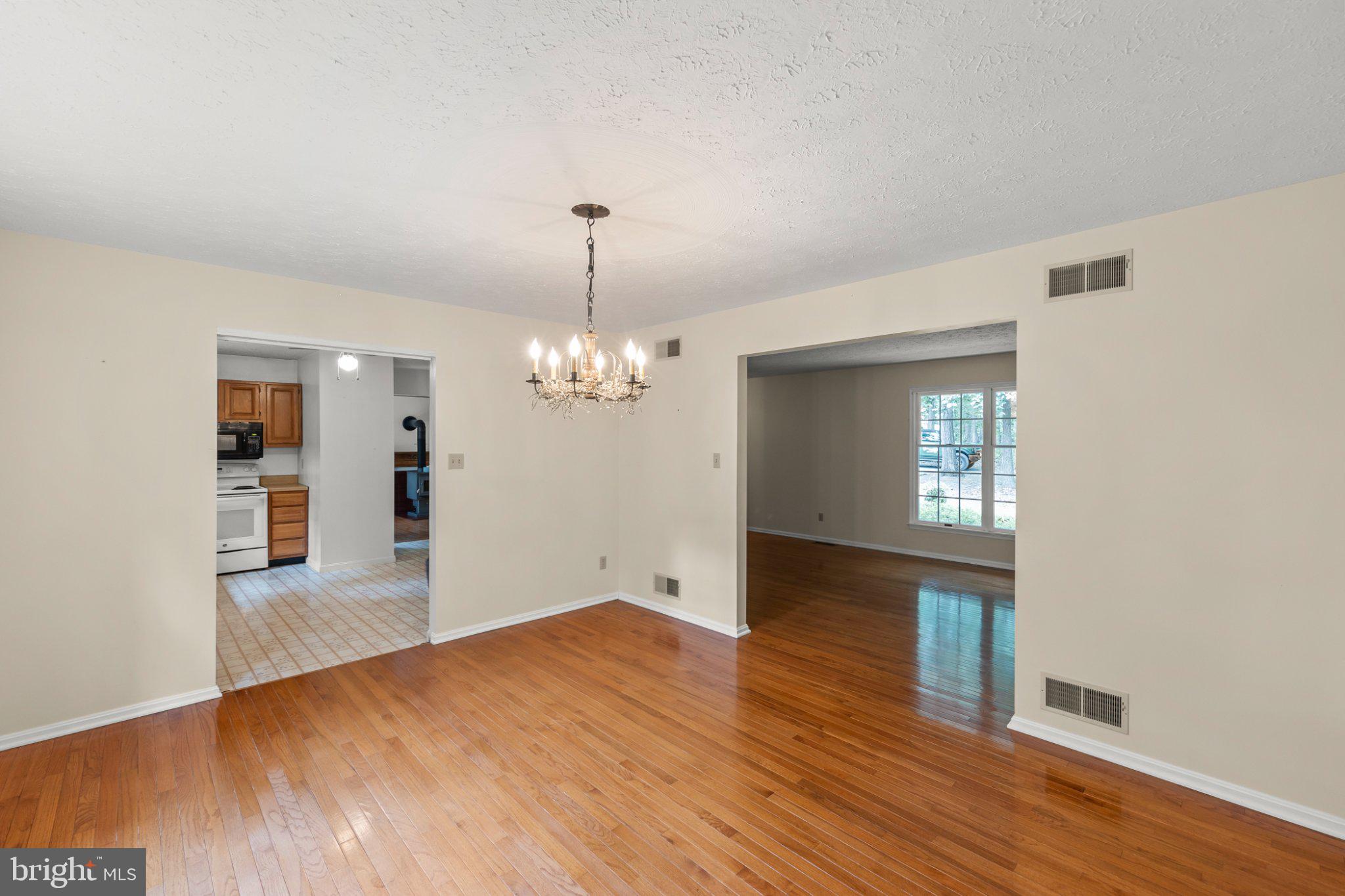 154 Roper Drive Clear Brook, VA 22624 - Photo 10 of 40 Gallery Image 10