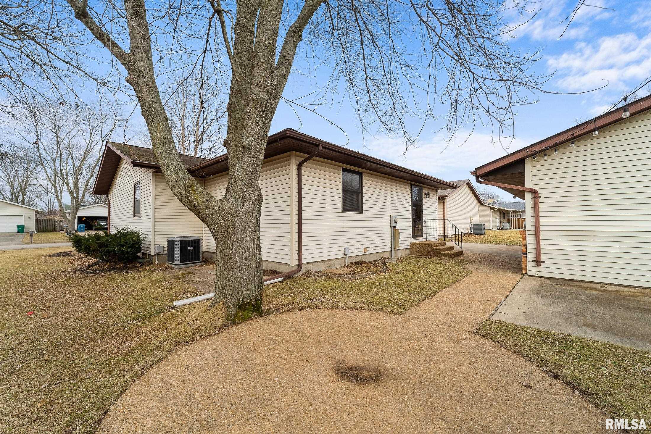 3820 Grouse Road Springfield, IL 62707 - Photo 11 of 34