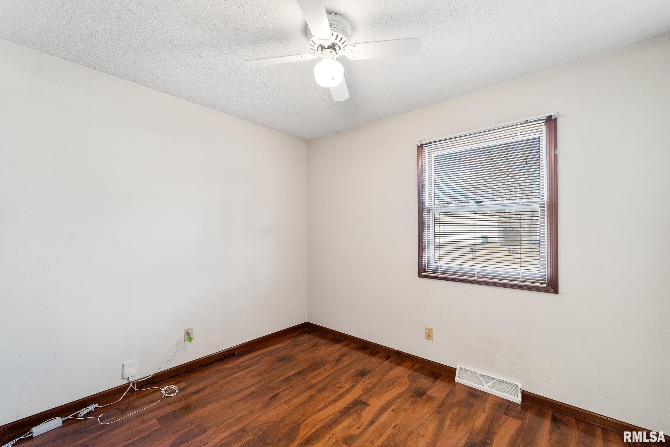 3820 Grouse Road Springfield, IL 62707 - Photo 30 of 34