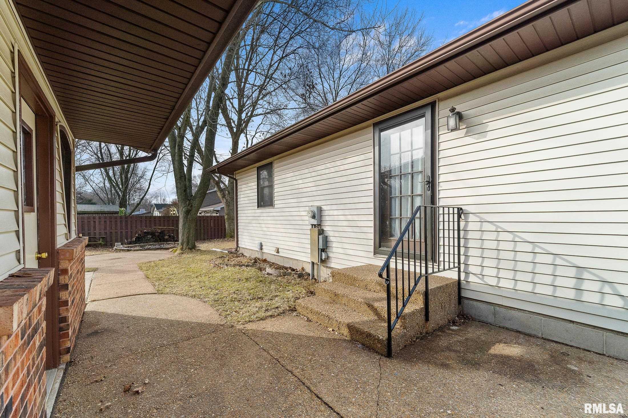 3820 Grouse Road Springfield, IL 62707 - Photo 10 of 34