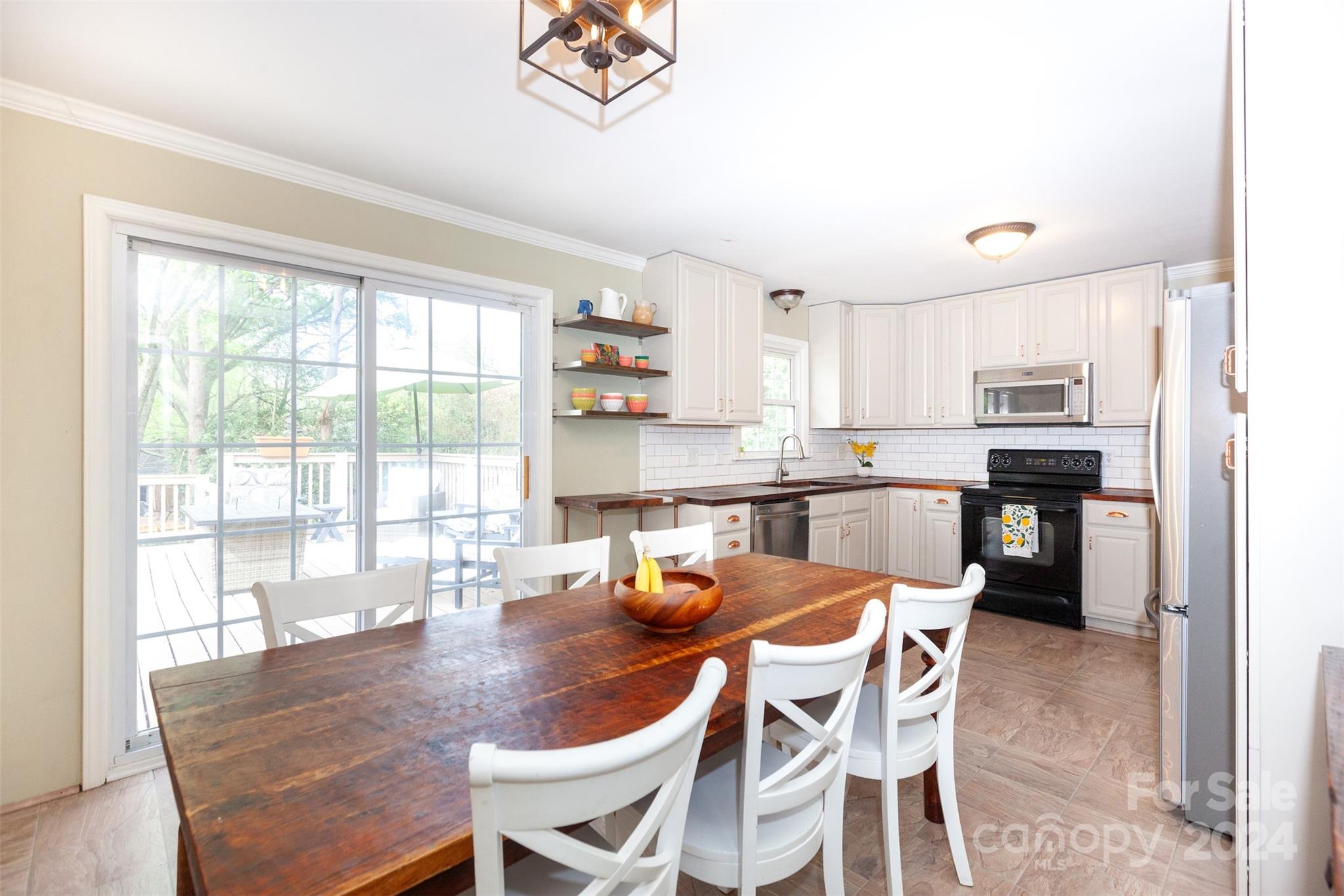 3623 Sulkirk Road Charlotte, NC 28210 - Photo 8 of 40 Gallery Image 8