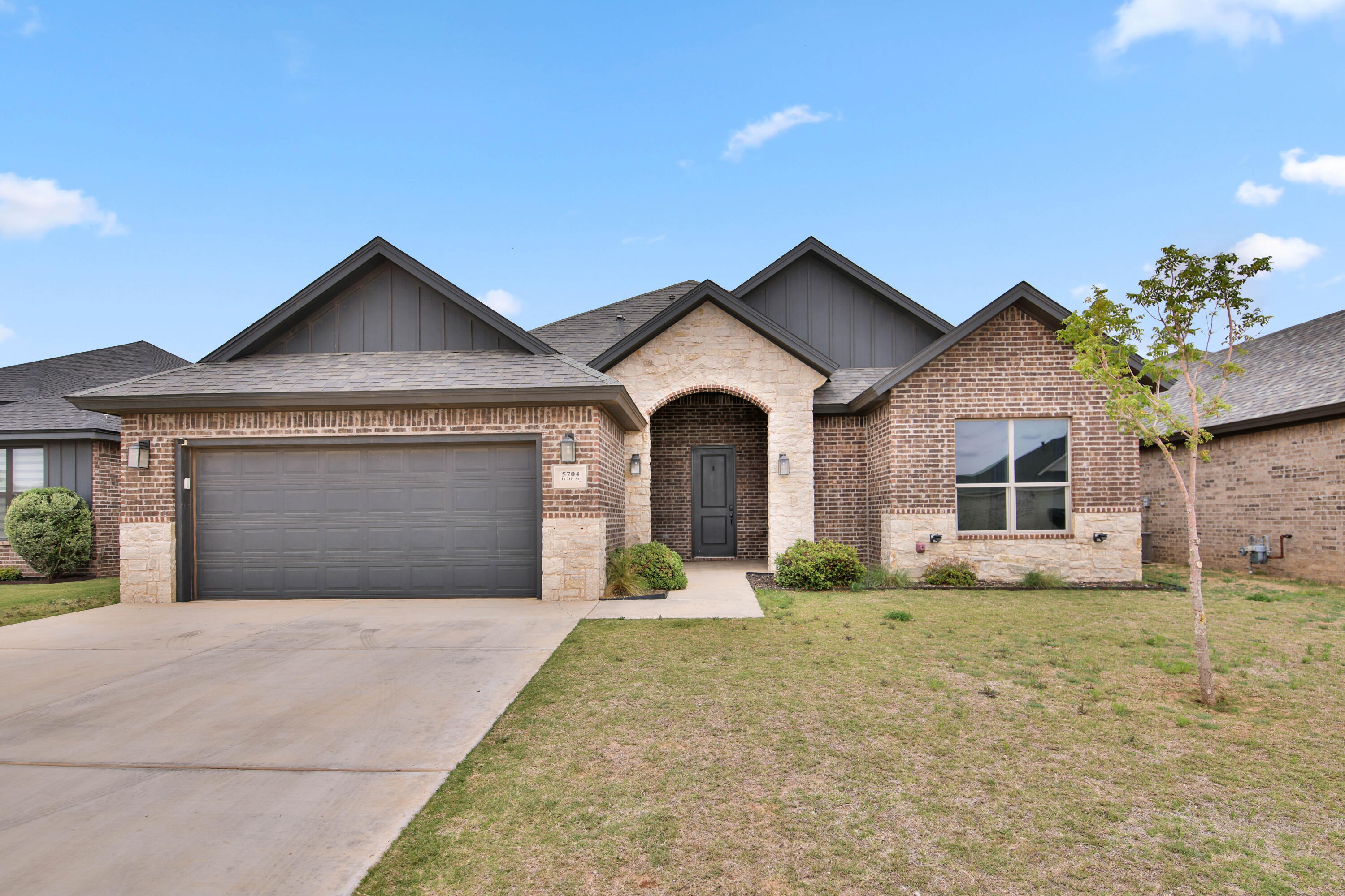 5704 117th Street Lubbock, TX 79424 - Photo 1 of 25 IMG_8573