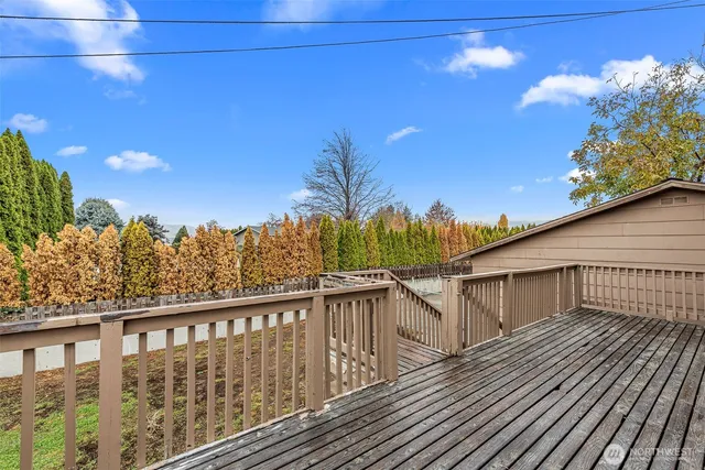 $543,900 | 3010 Northwest Cascade Avenue, East Wenatchee, WA 98802