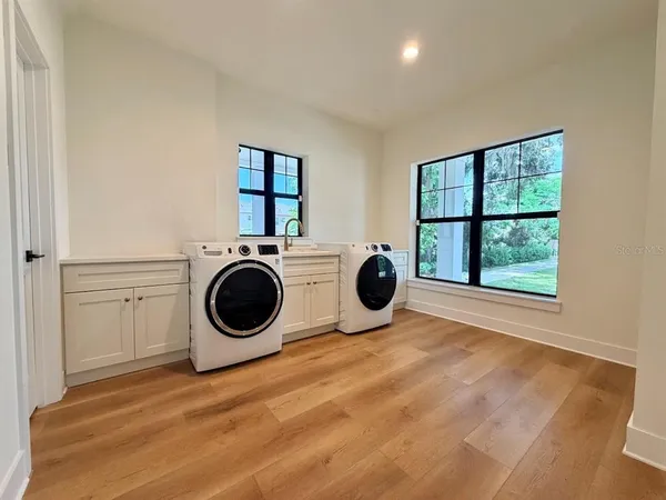 $5,500 | 709 Garden West Terrace, Winter Garden, FL 34787