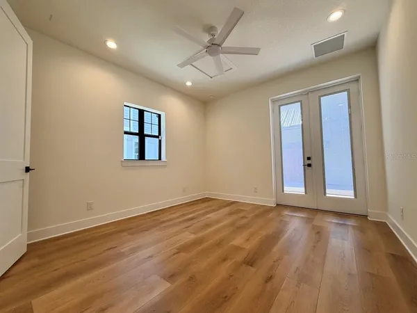 $5,500 | 709 Garden West Terrace, Winter Garden, FL 34787
