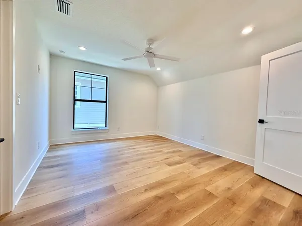 $5,500 | 709 Garden West Terrace, Winter Garden, FL 34787