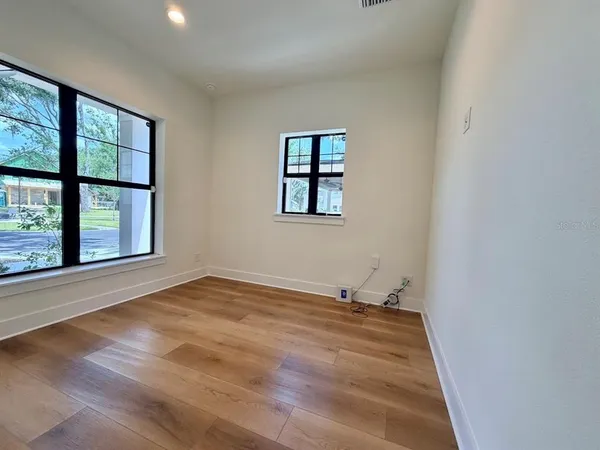 $5,500 | 709 Garden West Terrace, Winter Garden, FL 34787