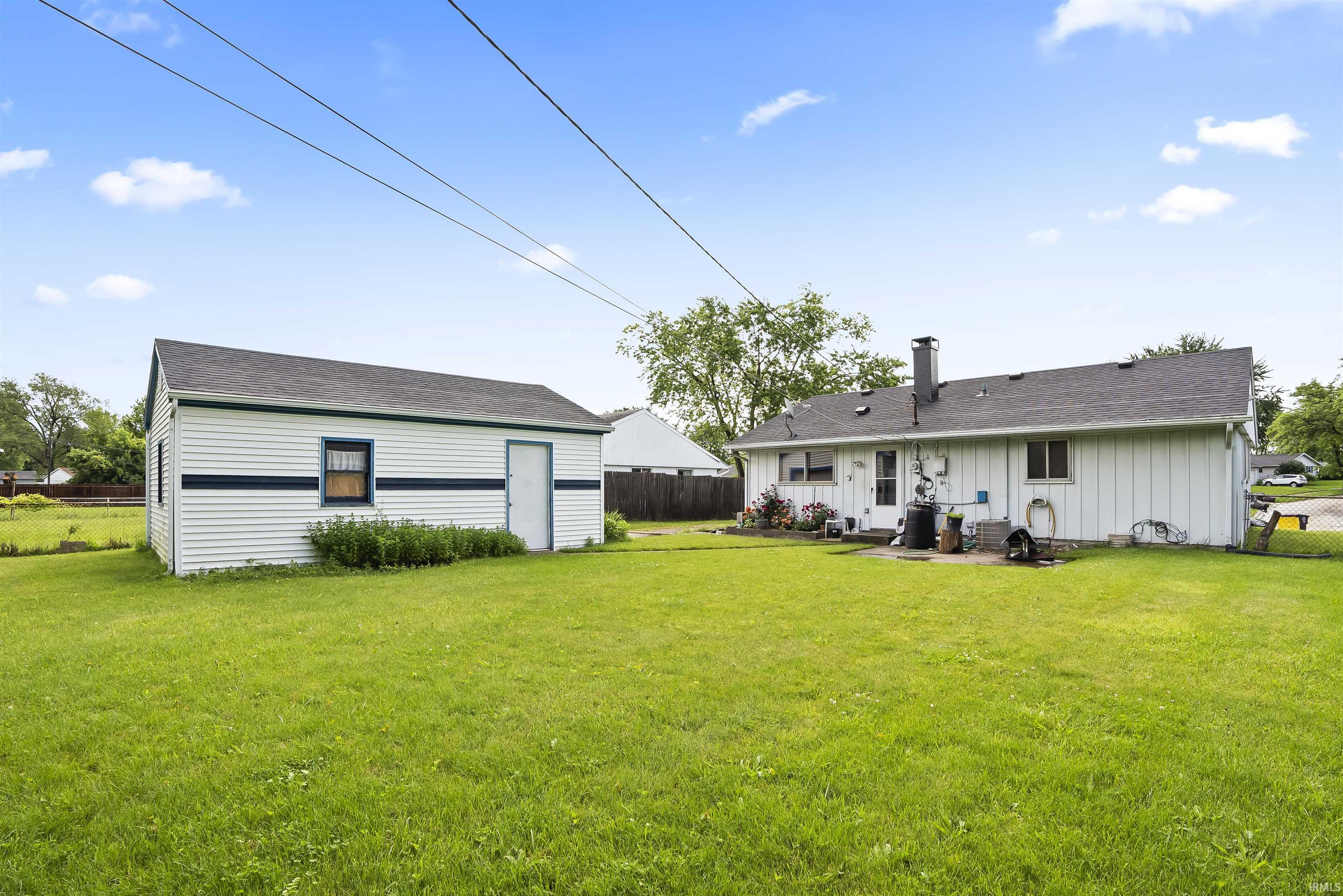 1405 Tulip Tree Road Fort Wayne, IN 46825 - Photo 24 of 24 Gallery Image 24