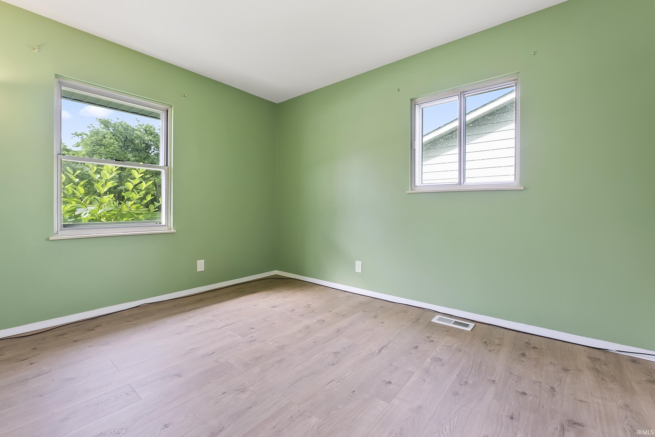 1405 Tulip Tree Road Fort Wayne, IN 46825 - Photo 7 of 24 Gallery Image 7