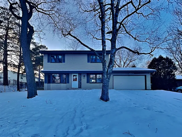 $2,245 | 3405 Ensign Avenue North, New Hope, MN 55427