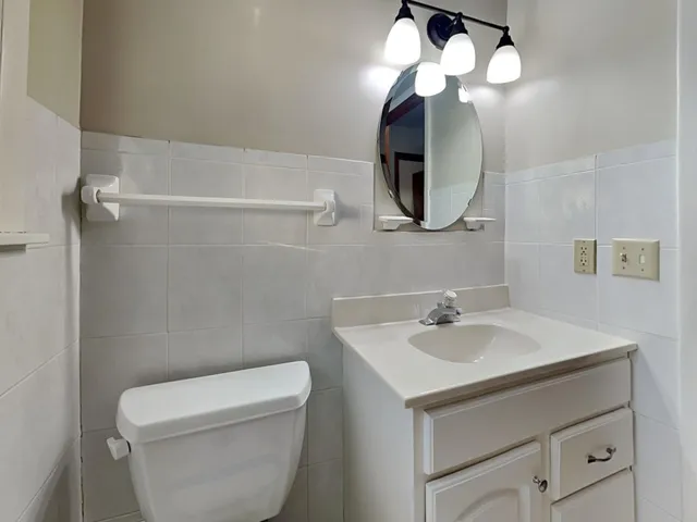 $2,245 | 3405 Ensign Avenue North, New Hope, MN 55427