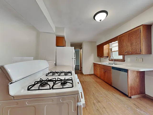 $2,245 | 3405 Ensign Avenue North, New Hope, MN 55427