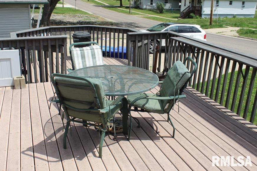 802 East 2nd Street Kewanee, IL 61443 - Photo 11 of 49