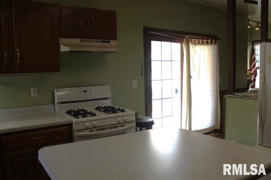 802 East 2nd Street Kewanee, IL 61443 - Photo 20 of 49