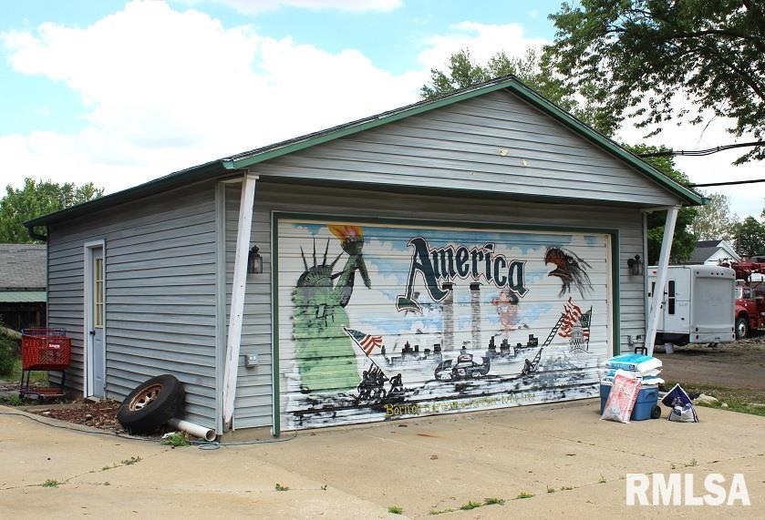 802 East 2nd Street Kewanee, IL 61443 - Photo 4 of 49