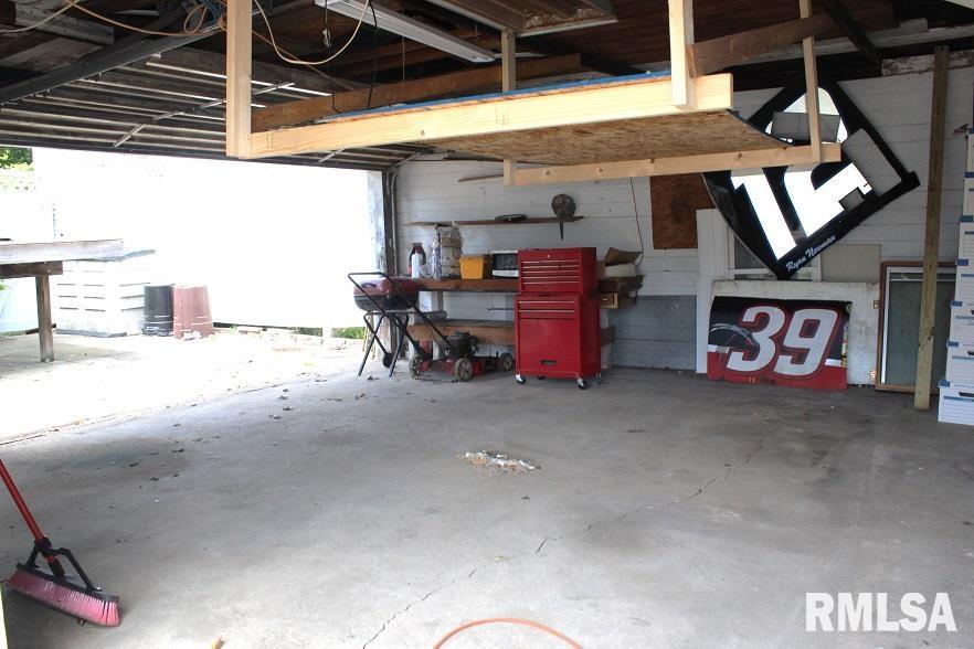 802 East 2nd Street Kewanee, IL 61443 - Photo 7 of 49