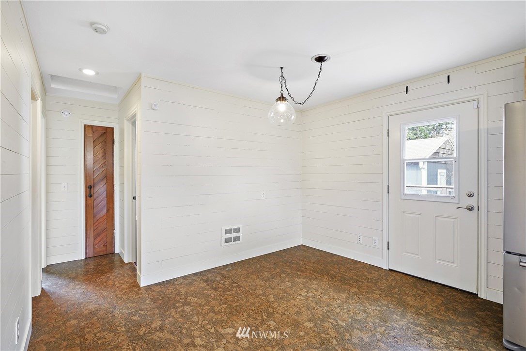 51 Northeast Laurel Road Belfair, WA 98528 - Photo 6 of 23 Gallery Image 6