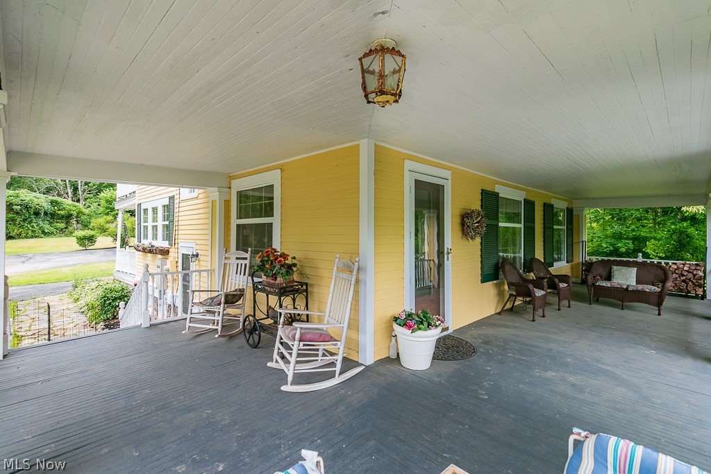 9099 Bainbridge Road Chagrin Falls, OH 44023 - Photo 4 of 34