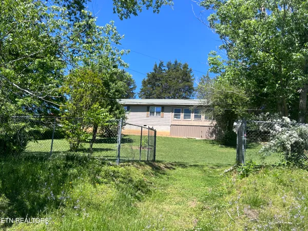 $155,000 | 6631 Highway 63, Speedwell, TN 37870