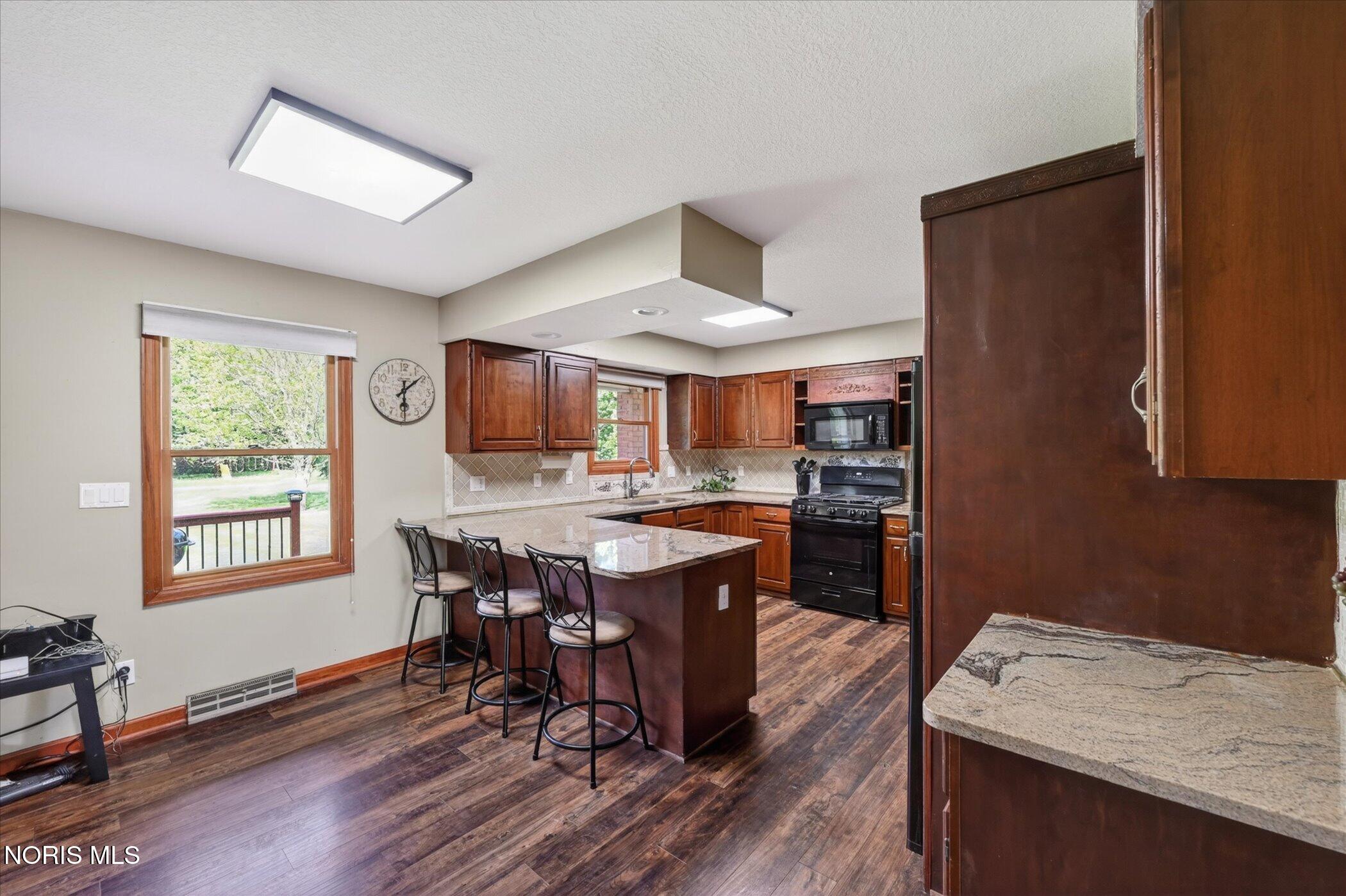 28741 White Road Perrysburg, OH 43551 - Photo 13 of 43 15-28741-White-Rd-WindowStill
