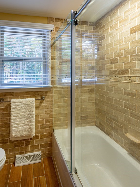 38 Raymond Road Stoughton, MA 02072 - Photo 21 of 33 Gallery Image 21