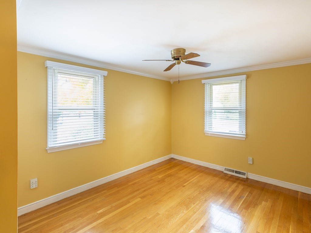 38 Raymond Road Stoughton, MA 02072 - Photo 24 of 33 Gallery Image 24