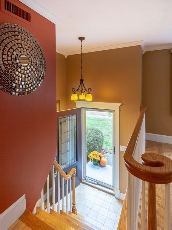 38 Raymond Road Stoughton, MA 02072 - Photo 10 of 33 Gallery Image 10