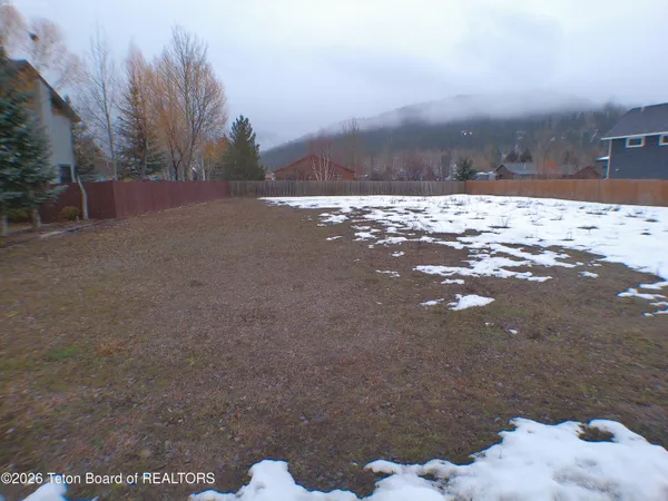 $210,000 | 519 Snake River Drive, Alpine, WY 83128