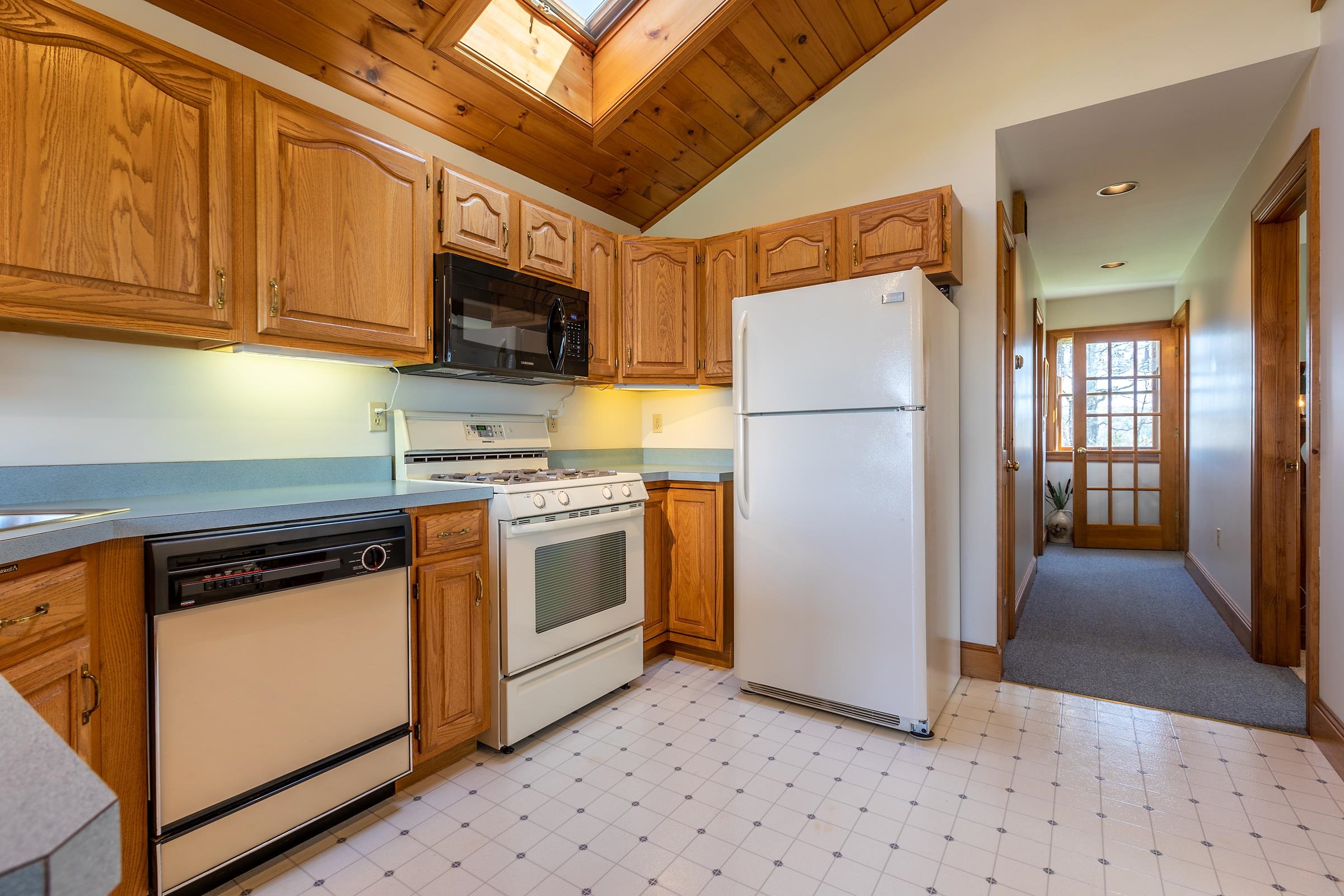 927 Packer Road Mount Holly, VT 05742 - Photo 28 of 40