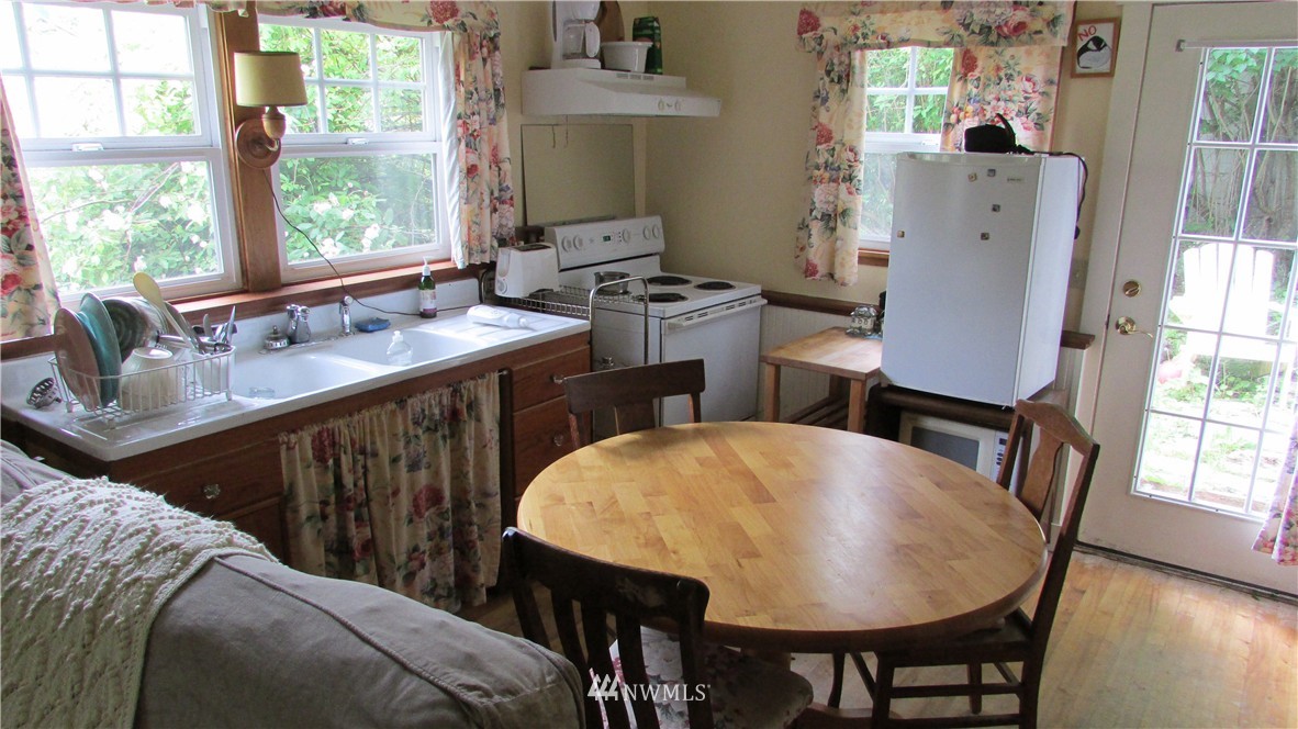 504 Root Street Port Townsend, WA 98368 - Photo 11 of 13