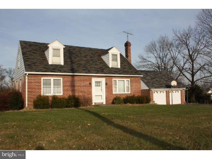 445 Ridge Road Spring City, PA 19475 - Photo 2 of 25 Exterior Front