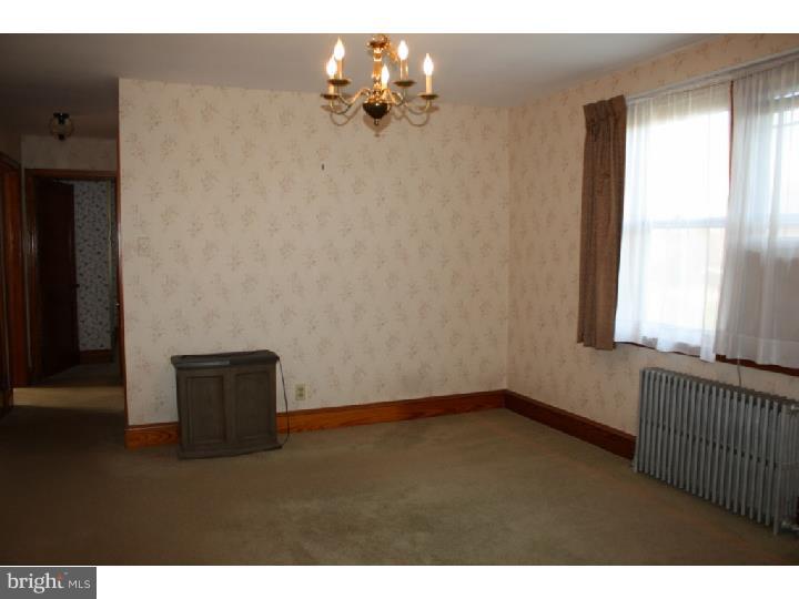 445 Ridge Road Spring City, PA 19475 - Photo 9 of 25 Dining Room