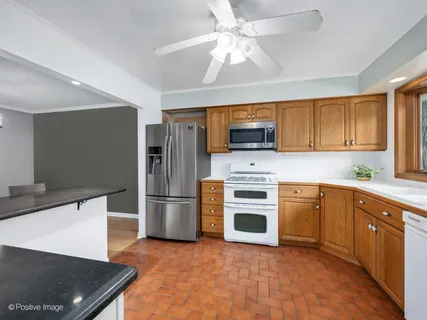 $749,900 | 113 Oak Street, Elmhurst, IL 60126