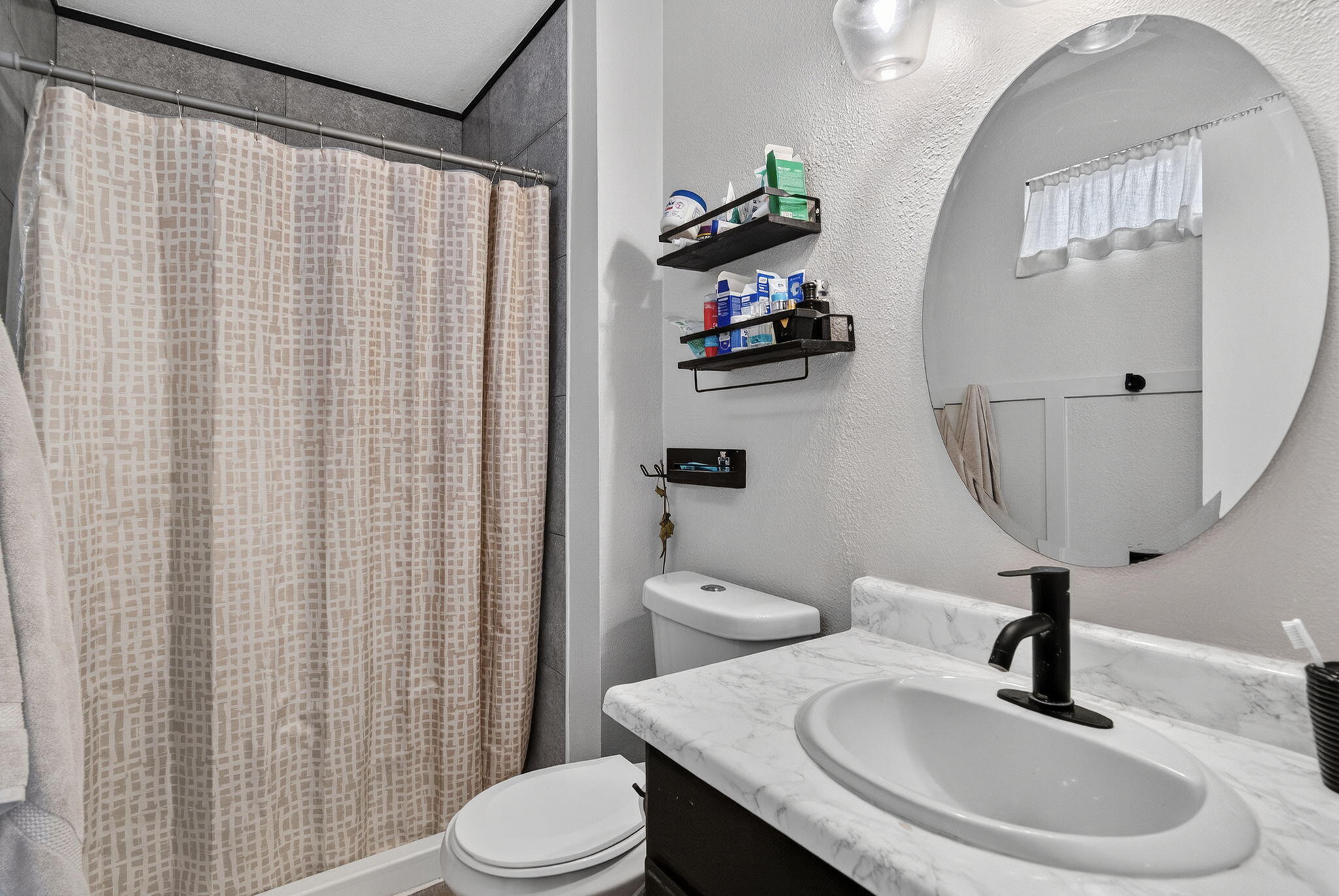 1341 West 710 North St. George, UT 84770 - Photo 18 of 27 25-web-or-mls-DSC05704