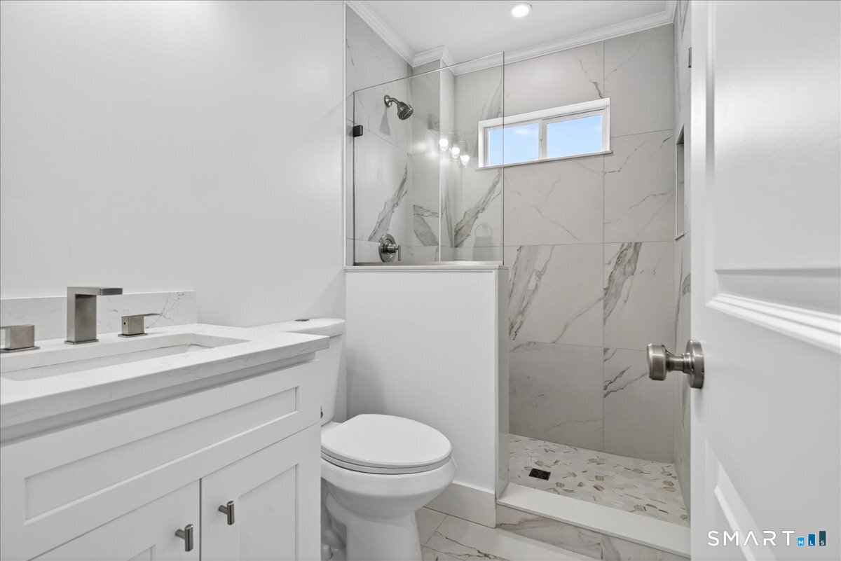 59 Southmayd Road Waterbury, CT 06705 - Photo 19 of 22