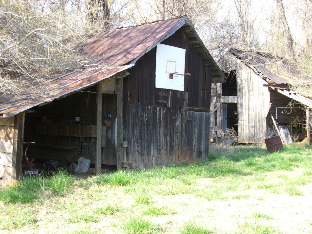 851 Cumslo Road Gray, GA 31032 - Photo 13 of 17 a backyard of a house