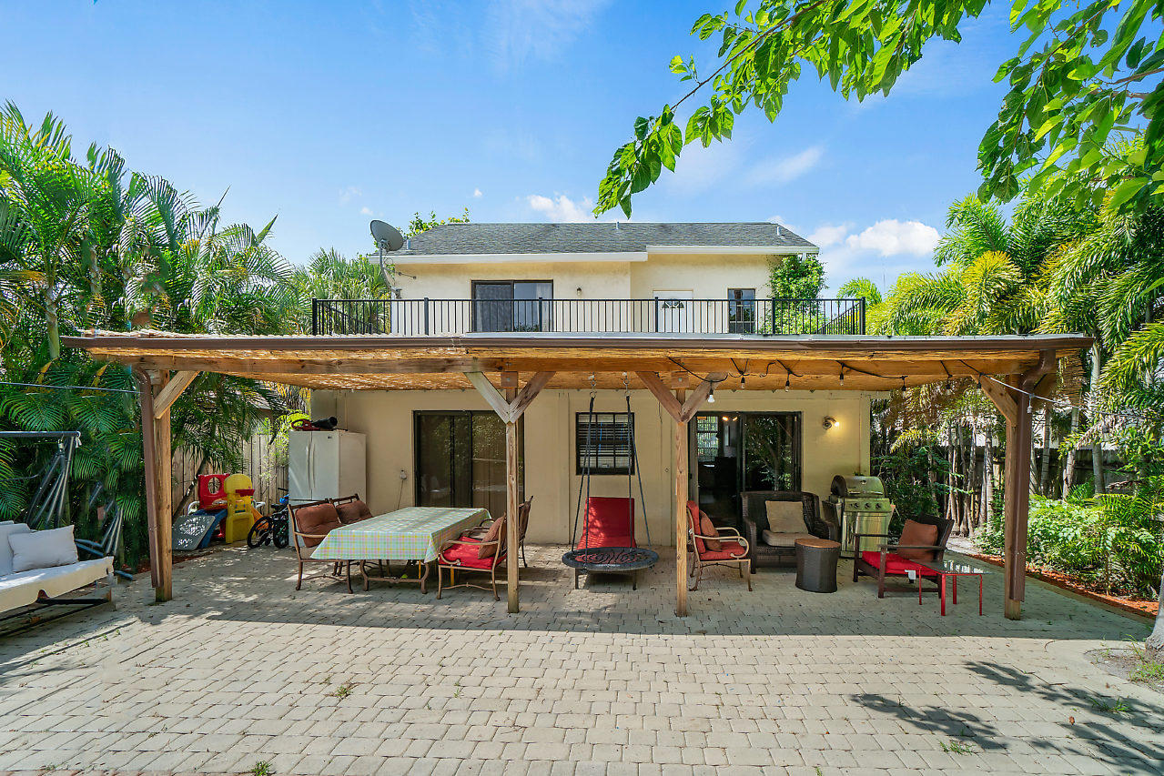 5087 Madison Road Delray Beach, FL 33484 - Photo 29 of 32 029-5087MadisonRd-DelrayBeach-FL-small