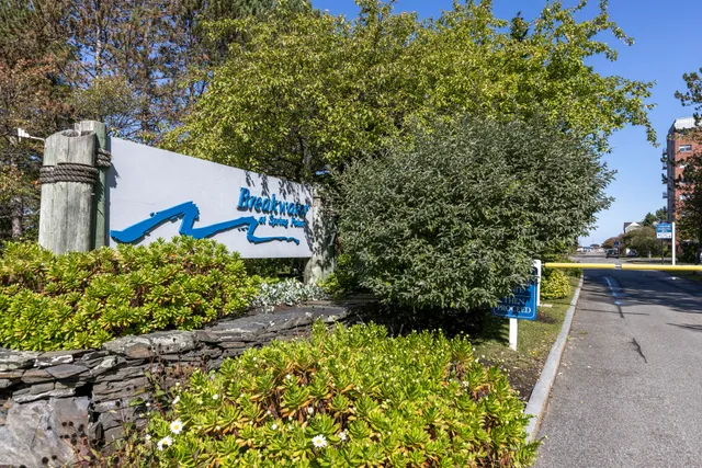 $335,000 | 148 Breakwater Drive, Unit 113, South Portland, ME 04106