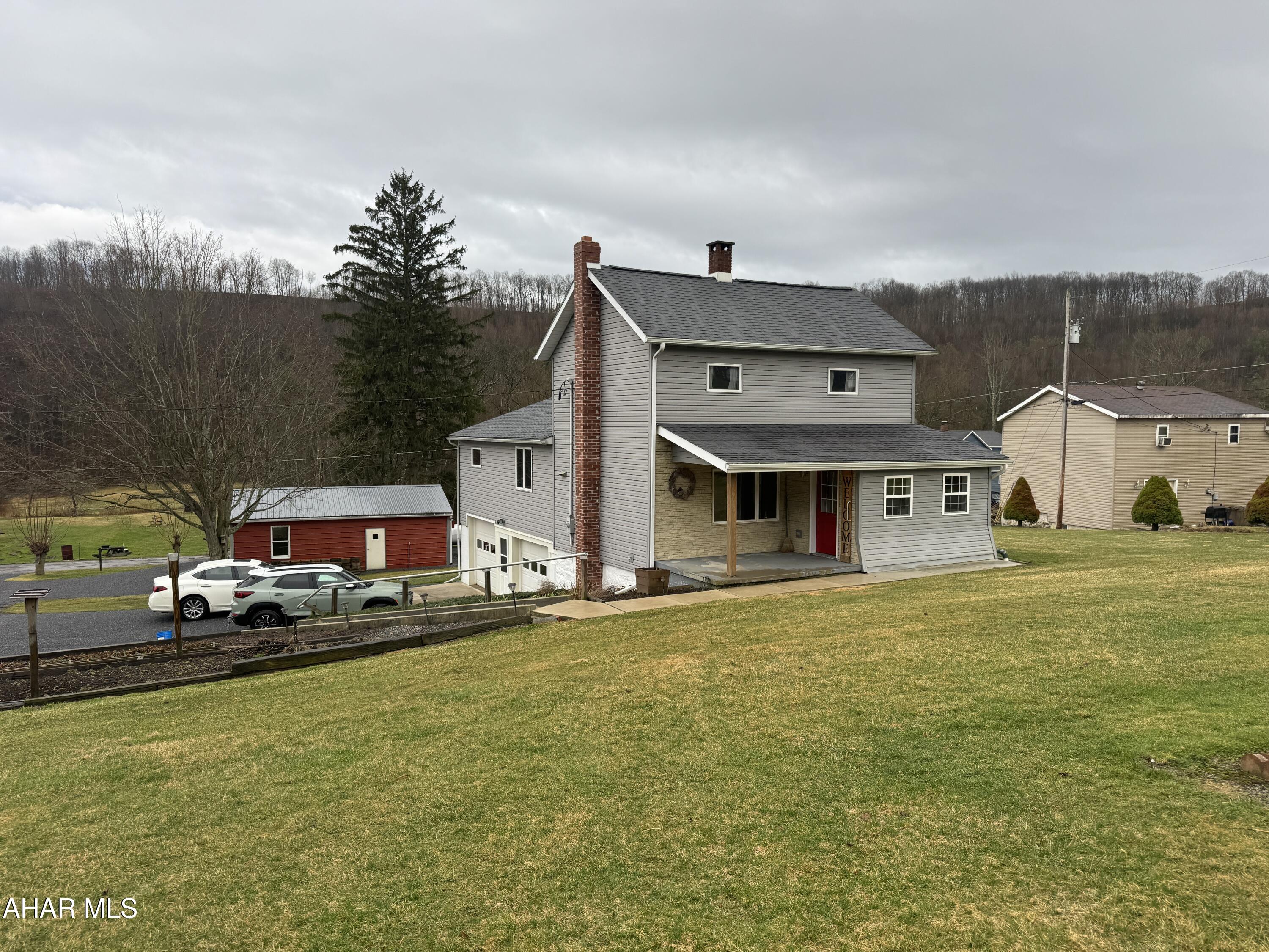 1403 Magee Road Patton, PA 16668 - Photo 2 of 19