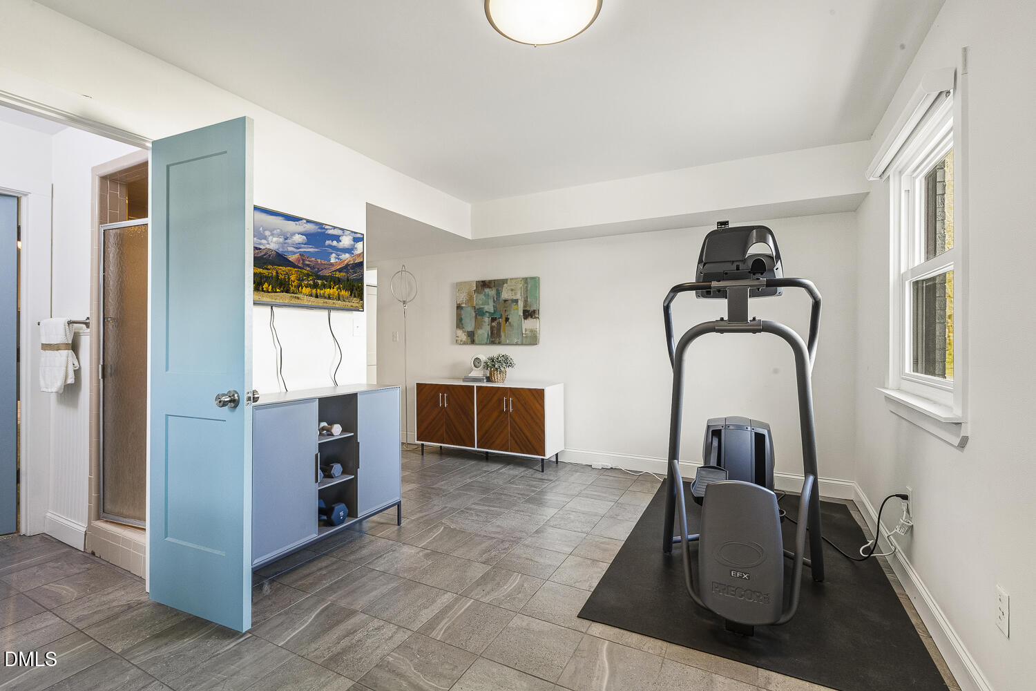 3704 Swann Street Raleigh, NC 27612 - Photo 13 of 16 054 (1)