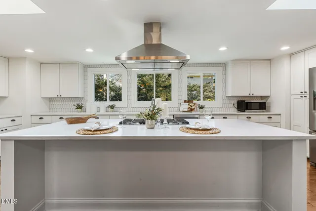 $925,000 | 3704 Swann Street, Raleigh, NC 27612