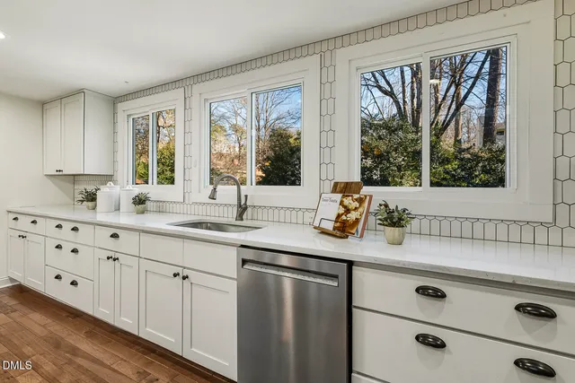 $925,000 | 3704 Swann Street, Raleigh, NC 27612