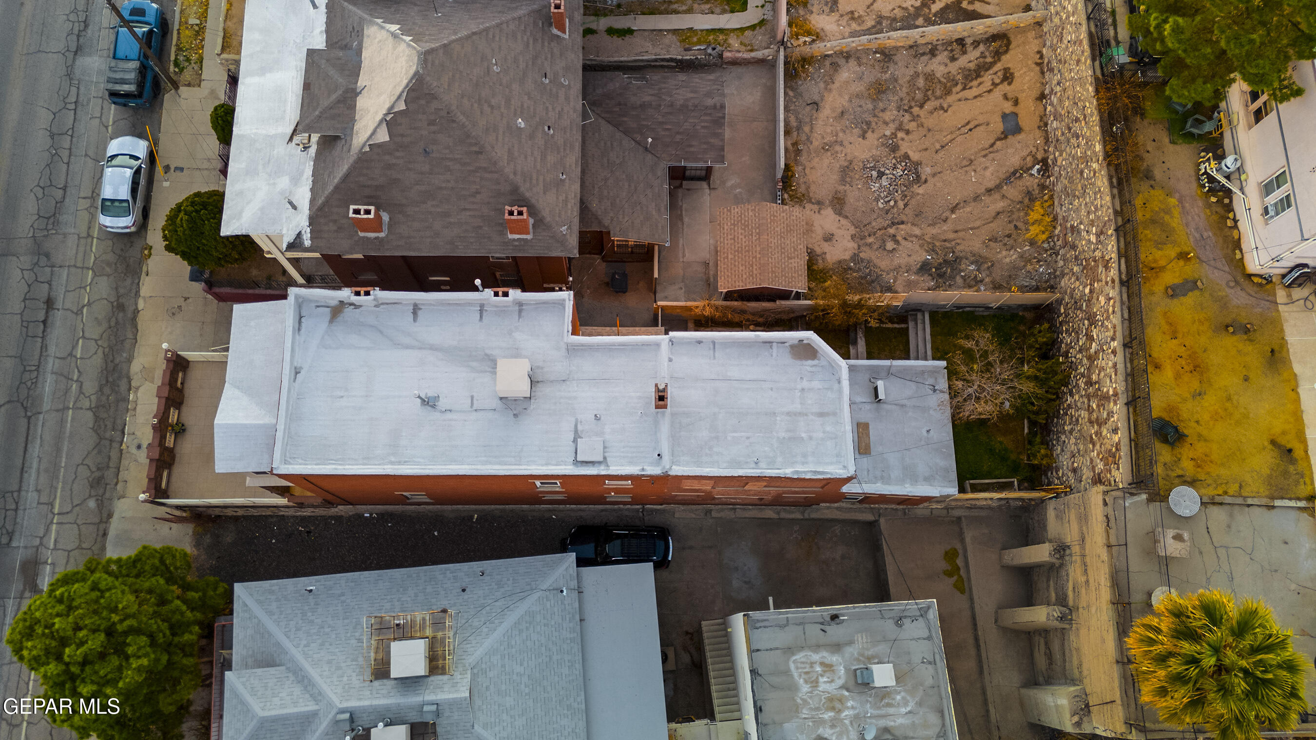 215 West Rio Grande Avenue El Paso, TX 79902 - Photo 10 of 62 an aerial view of residential houses with outdoor space
