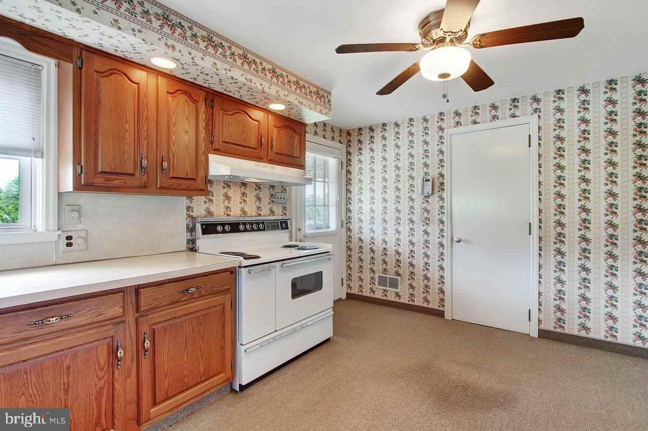 3021 East Prospect Road York, PA 17402 - Photo 10 of 25 Gallery Image 10